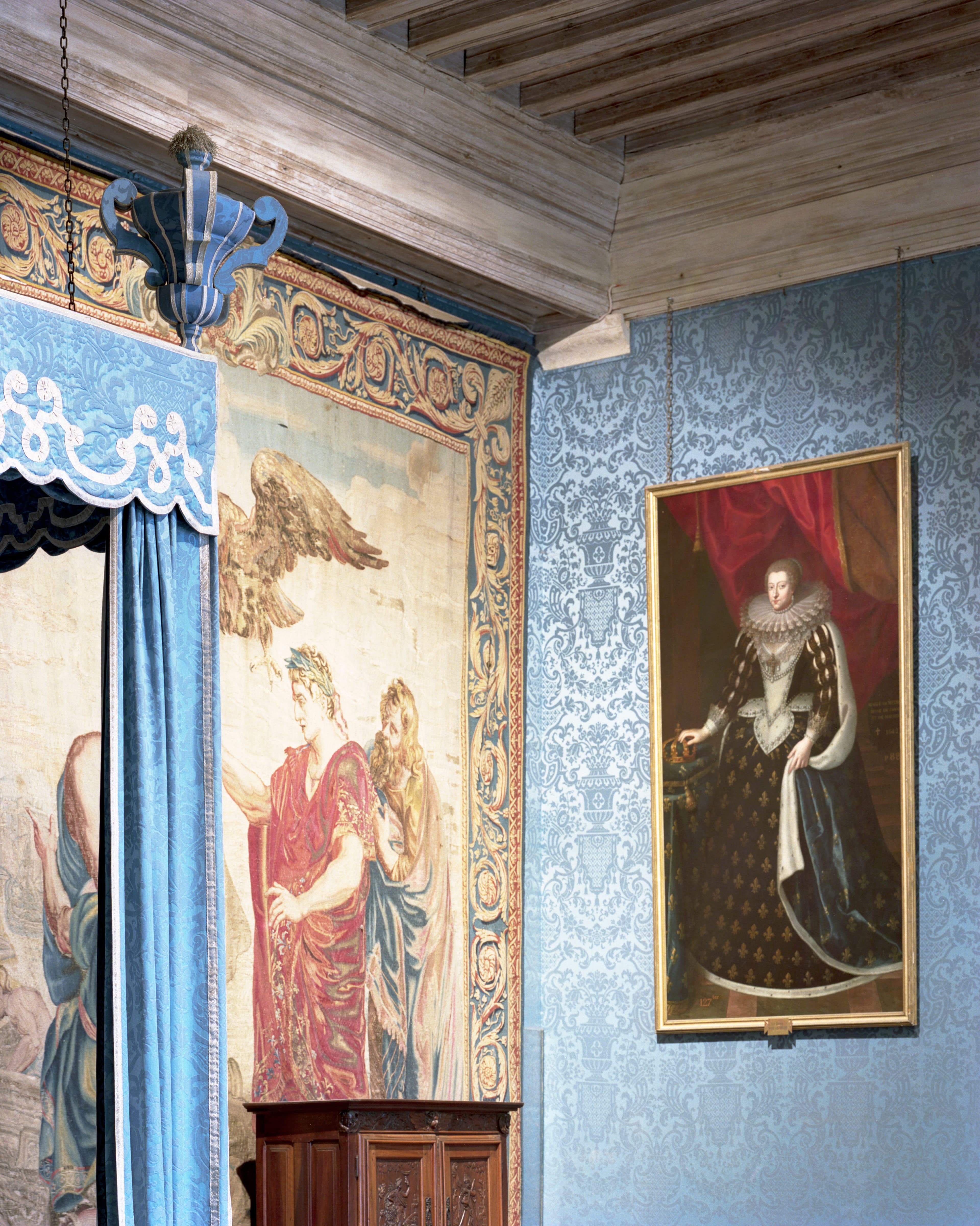 Maxime Delvaux. Château de Chambord, Dilmun Burial Mounds, Jože Plečnik, Río Tinto, Victor Horta-3